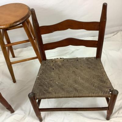 Lot.6158. Set of 2 Vintage Chairs and Stool