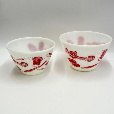 FIRE-KING ~ Pair (2) ~ Kitchen Aids ~ Nesting Mixing Bowls