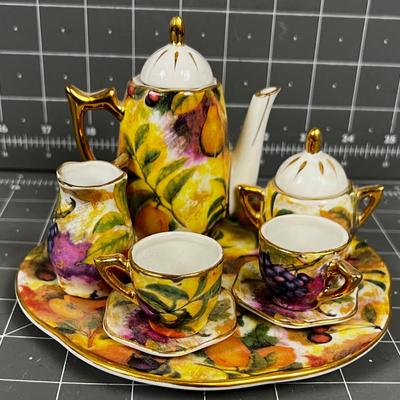 Miniature Porcelain Tea Set, Pretty