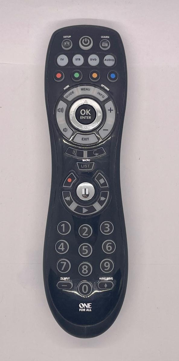 2 Learning Remotes Inteset 4in1, Int422 Universal Backlit IR