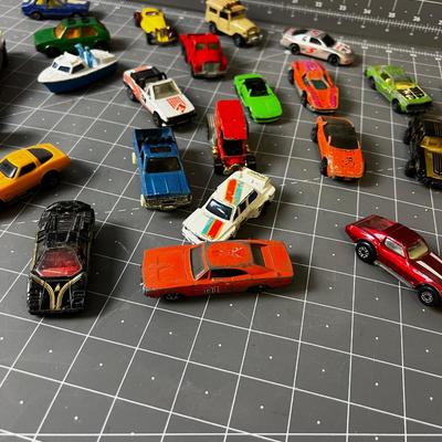 Collection of Matchbox and Hot Wheel Cars from the 1980's 