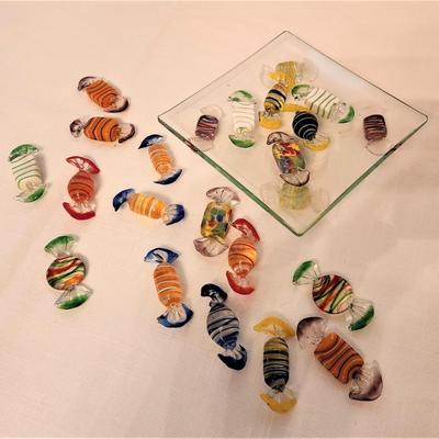 Lot #6  Lot of Art Glass Candies with Matching Tray - 19 pieces
