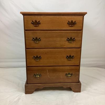 6178 Mahogany 4 Drawer Dresser