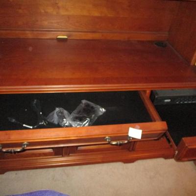 Aspen Cherry Computer Hutch