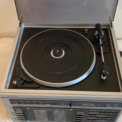 Vintage Sears Home Stereo/Record Player,AM?FM receiver and double Cassette Tape