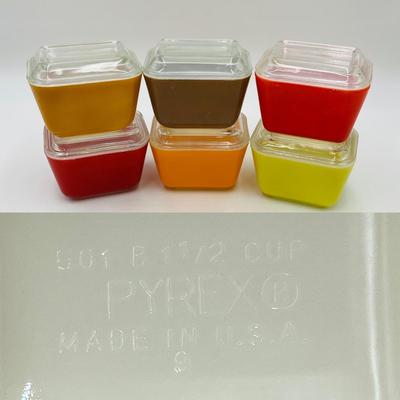 PYREX ~ Ten (10) Assorted ~ Lidded Refrigerator Dishes