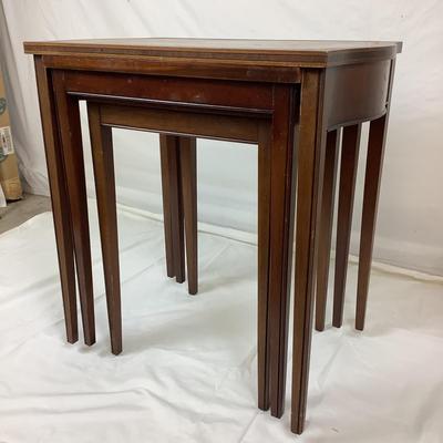 6184 Hexton Furniture Co Leather Top Nesting Table