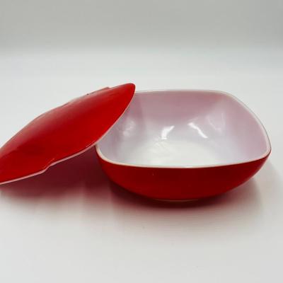PYREX ~ Ovenware ~ Red Lidded Casserole Dish