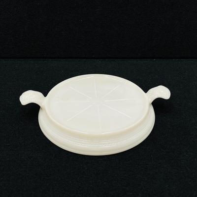 FIRE KING ~ Ivory Lidded Casserole Dish & Trivet