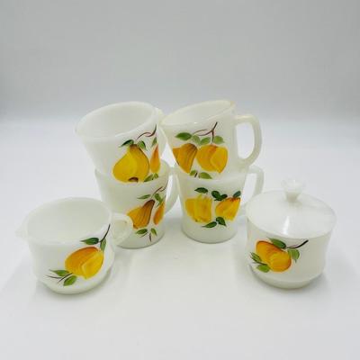 ANCHOR HOCKING ~ Fruit ~ Creamer, Sugar & Four (4) Mugs