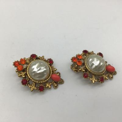 Vintage Fashion Clip on Earrings Gold Tone Multi Stones