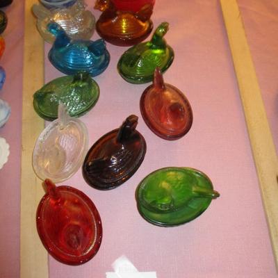Mini Glass Nesting Hens