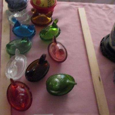 Mini Glass Nesting Hens