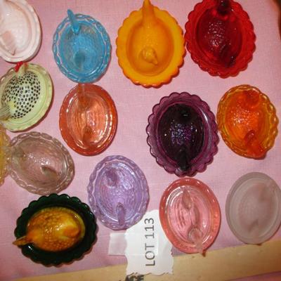 Miniature Glass Nesting Hens