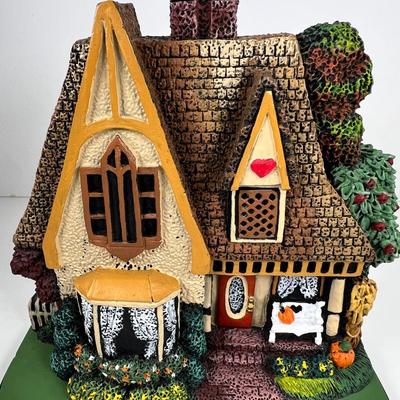 Brandywine Collectibles Stone cast 1971 Cottage