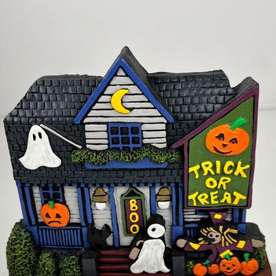 Brandywine Collectibles Stone cast Trick or Treat