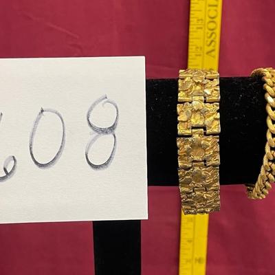 2 bracelets