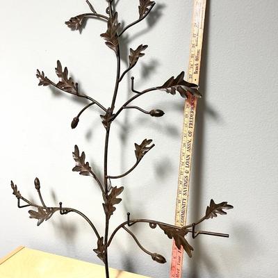Plate Rack - Black Metal branch with leaves home decor sign