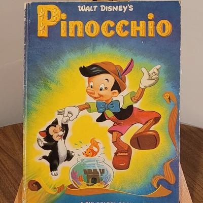 Lot 20: 1975 Walt Disney's Pinocchio & Disney Coloring Books