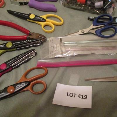Craft Scissors/Thread