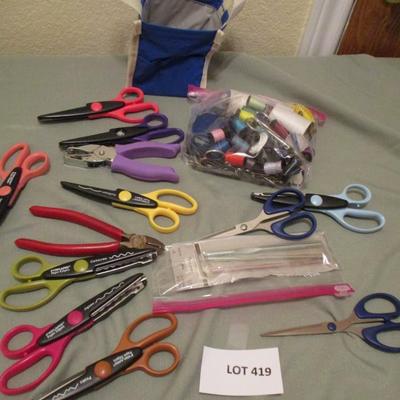 Craft Scissors/Thread