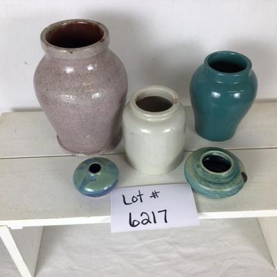 Lot. 6217. Assorted Vases