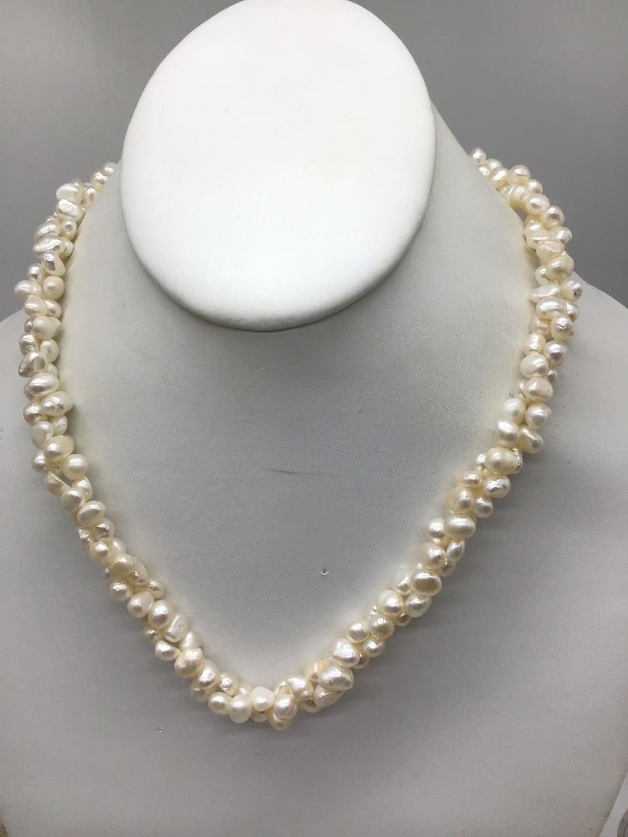 Beautiful Pearl Necklace Fashion
