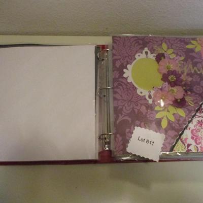 Scrapbook Albums w/pre-made pages