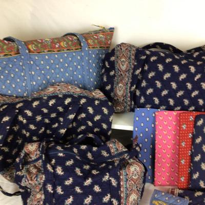 Lot. 6225. Assortment of Vera Bradley bags