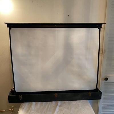 Vintage Roll Up Projector Screen