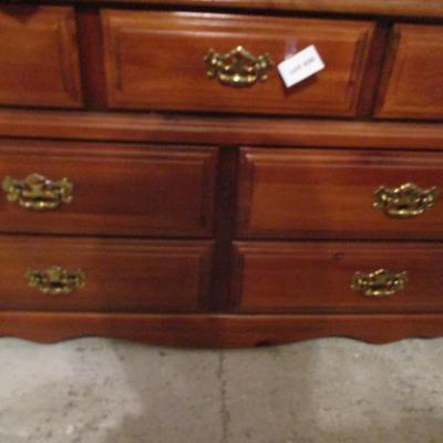 Broyhill Dresser
