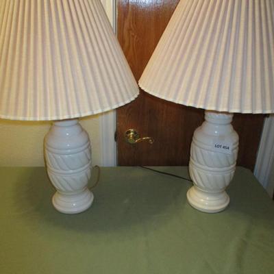 2 Lamps
