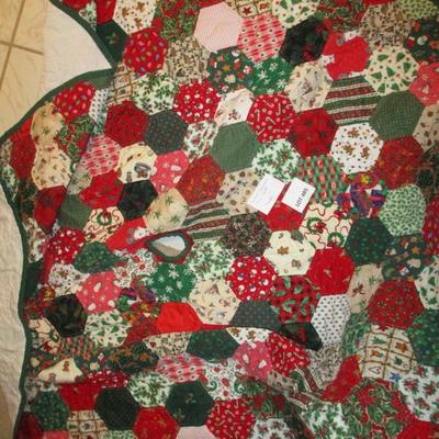Quilted Christmas Tree Skirt