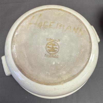 Vintage Halls jewel tea casserole dish