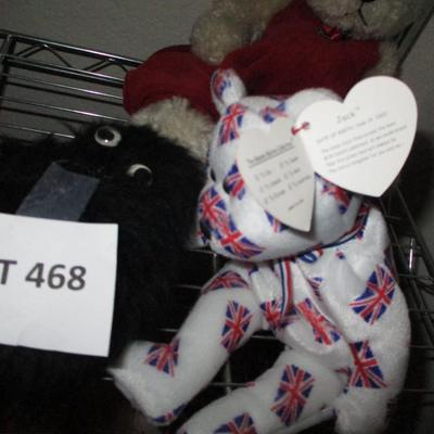 Habitat Collectibles/Stuffed Animals & Beanies