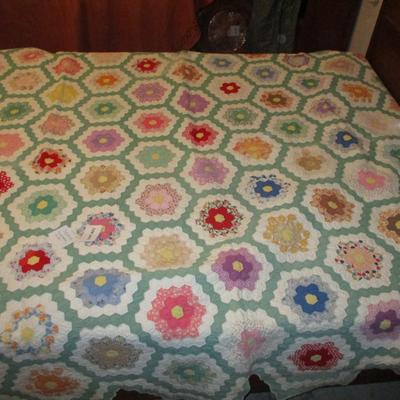 Handmade Quilt- Grandmother's Flowers