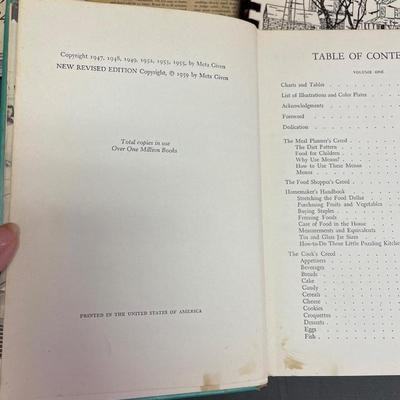 Cookbook assortment
