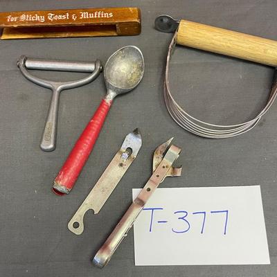 Misc kitchen tools