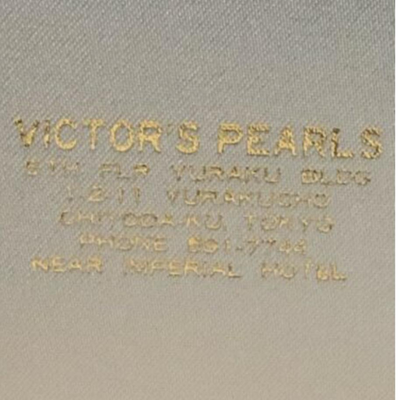 Original Victors Pearls with Original Box