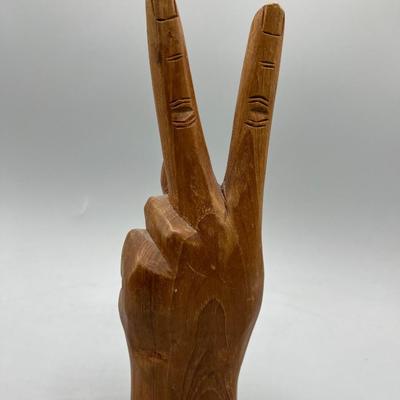 Retro Carved Wood Hand Holding Peace Sign Jewelry Ring Vanity Display Figurine