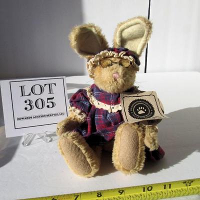 Boyd's Bears Friend Plush Emily Babbit Rabbit