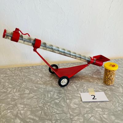 True Scale Auger w/ seed!