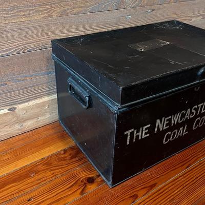 THE NEWCASTLE EAST COAL CO ~ Metal Lock Box