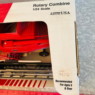 Massey Ferguson 8780 Combine NIB