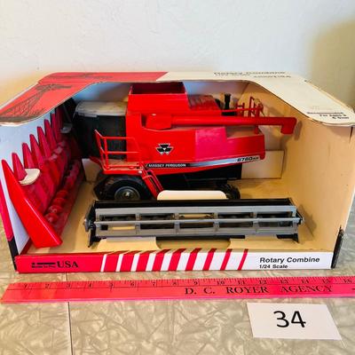 Massey Ferguson 8780 Combine NIB