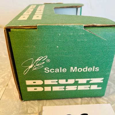Ertl Signature Deutz Diesel Tractor NIB