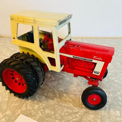 International Harvestor Tractor AS IS