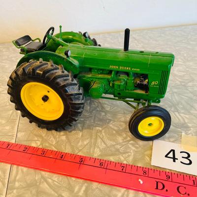 Ertl John Deere Diesel Tractor 80