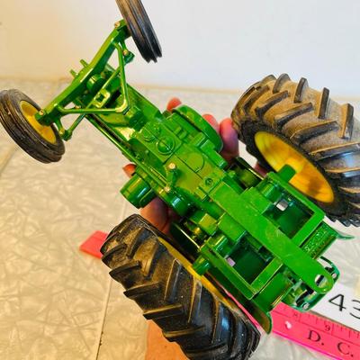 Ertl John Deere Diesel Tractor 80