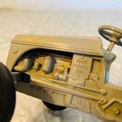 Ford 9-N 1985 vintage